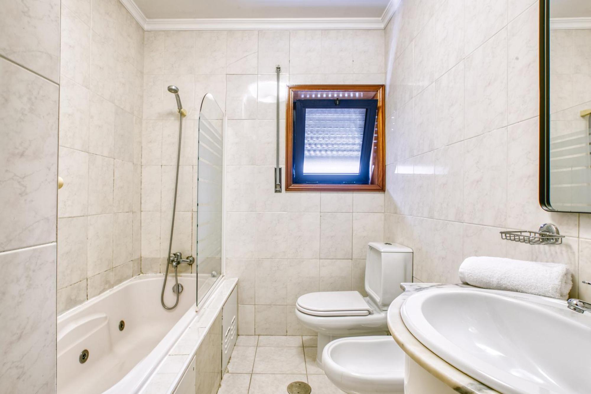וילה נובה דה גאיה Apartamento T1- Gaia Zona.Comercial מראה חיצוני תמונה