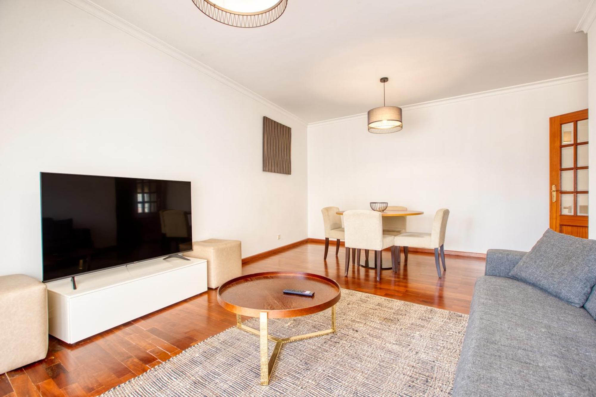 וילה נובה דה גאיה Apartamento T1- Gaia Zona.Comercial מראה חיצוני תמונה